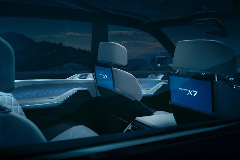 BMW лишили возможности удивить мир и показали концепт X7 iPerformance в Сети