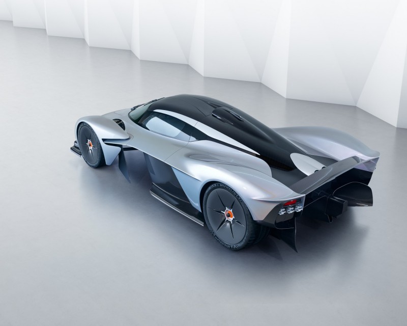Экзотический Aston Martin Valkyrie в $ 2,6 млн. предлагает свободу персонализации