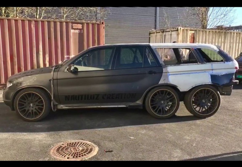 BMW X5 снабдили шестью колесами и превратили в звуковую шкатулку