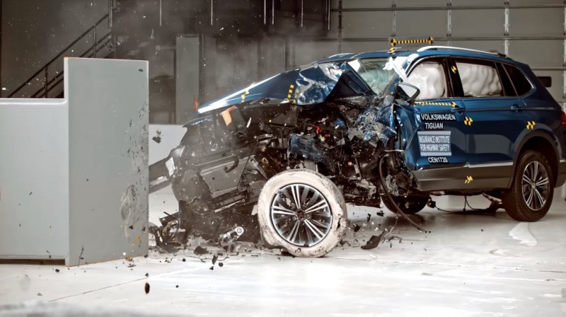Обновленный 2018 Volkswagen Tiguan Allspace проверили на безопасность [видео]