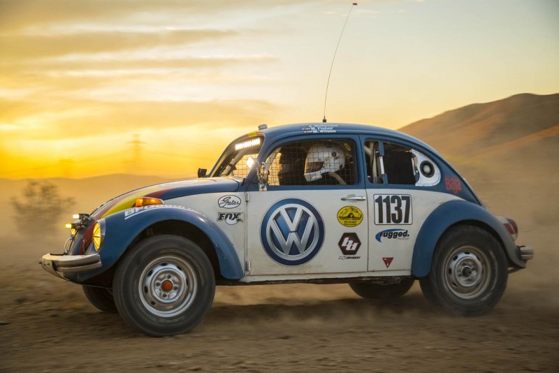 VW Beetle 1970 года собрался покорить мексиканскую пустыню в ралли Baja 1000