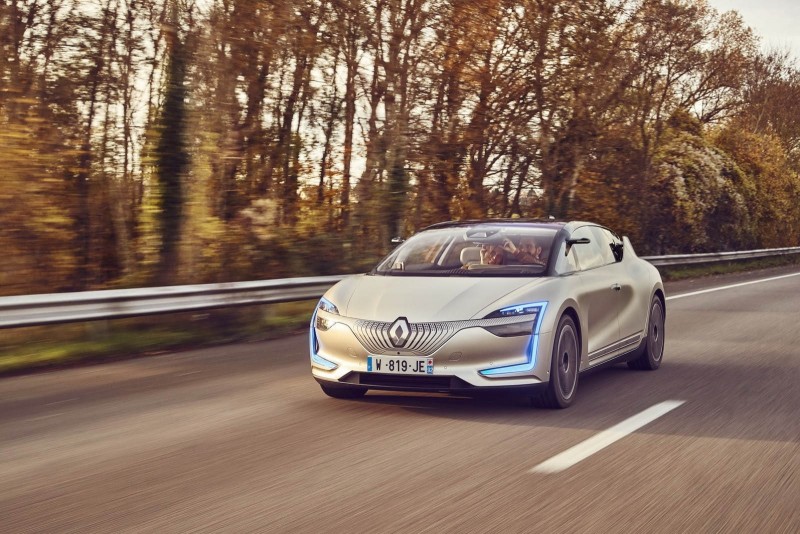 Концепт Renault Symbioz: будущее автономной мобильности [видео]