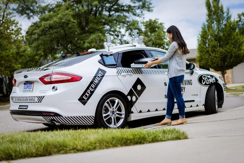Для самоходного автомобиля Форд разработает специальную модель