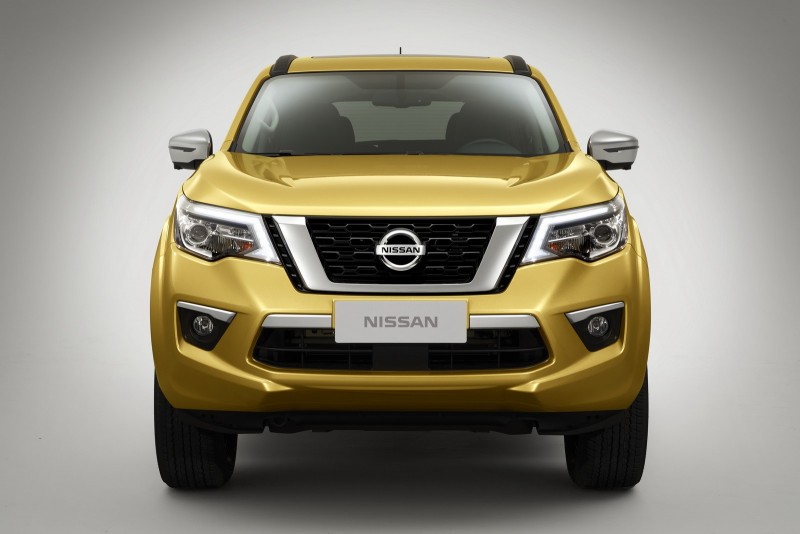 Nissan показал новый внедорожник Terra