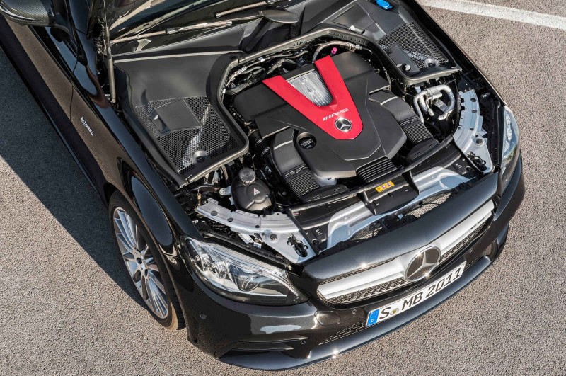 Обновленный Mercedes-AMG C43 представили в Женеве