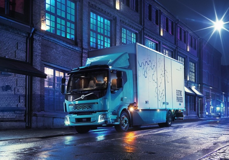 Электрический грузовик Volvo ушёл в производство