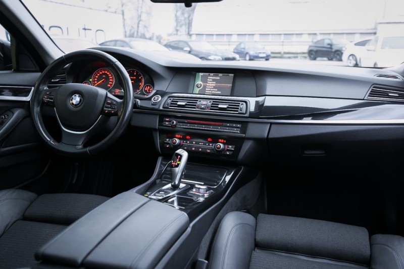 Обзор автомобиля BMW 525