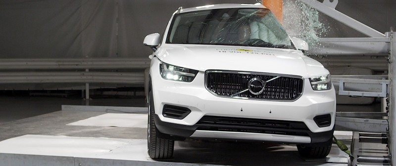 Euro NCAP испытала Volvo XC40 и Ford Focus [видео]