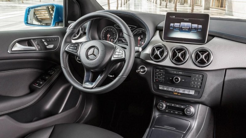 2019 Mercedes-Benz B-Class: компактный минивэн с последними технологиями