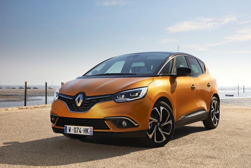 Renault может отказаться от Scenic в пользу внедорожников
