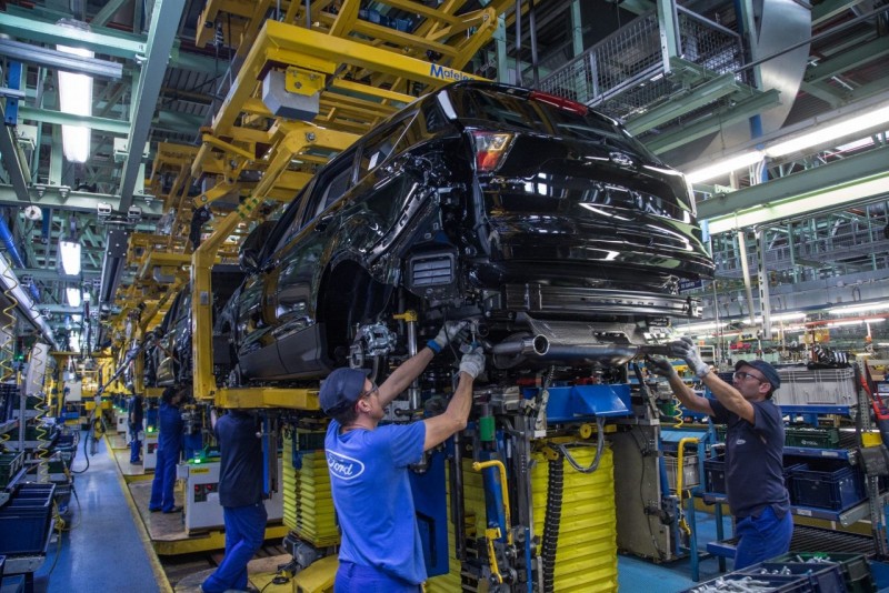 Ford остановит испанское производство на девять дней из-за низкого спроса