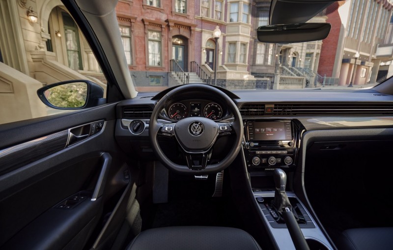 Volkswagen показал новый Passat для американского рынка