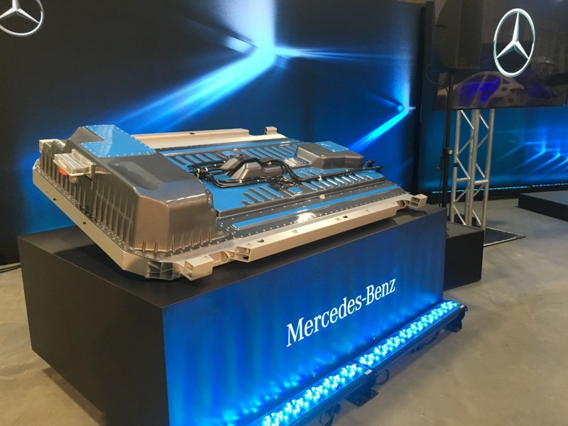 Девятый аккумуляторный завод Mercedes построит в Польше
