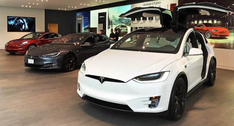 FCA выплатит Tesla сотни миллионов евро за выбросы CO2 в Европе