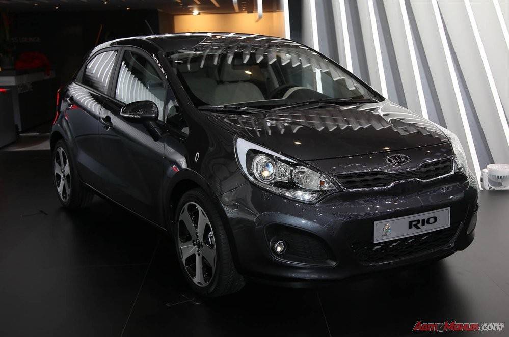 Женевское автошоу открылось для прессы - 10