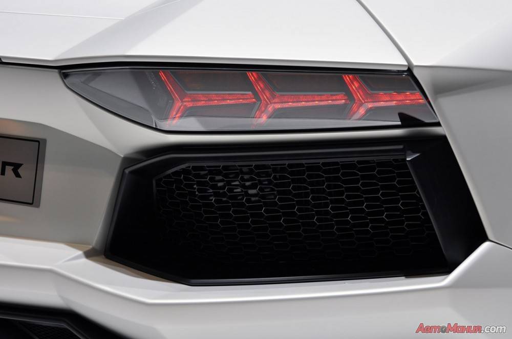 Новый Lamborghini Aventador представили в Женеве [33 фото] - 8