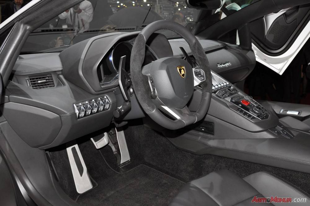 Новый Lamborghini Aventador представили в Женеве [33 фото] - 11