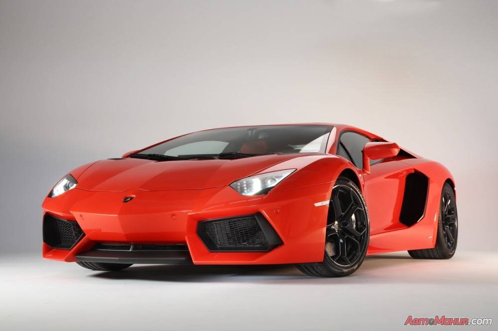 Новый Lamborghini Aventador представили в Женеве [33 фото] - 23
