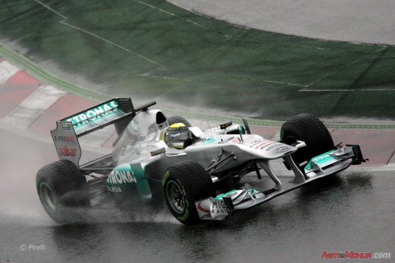 За кулисами тестов Формулы-1 2011: Барселона [51 фото]