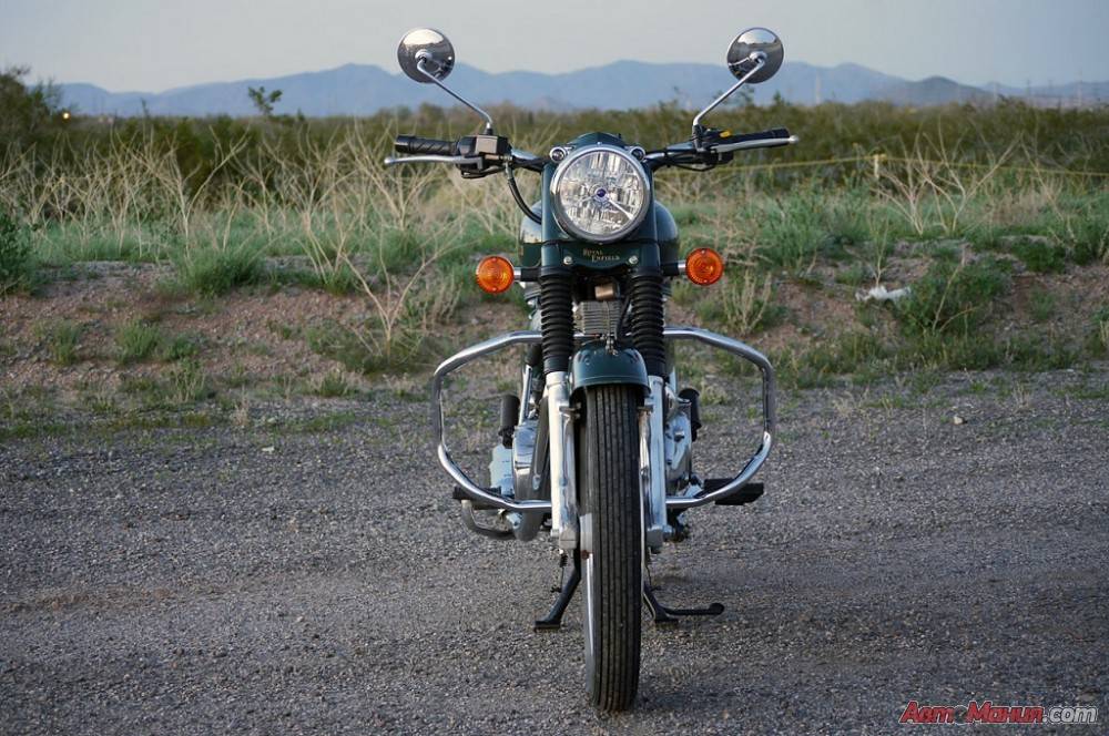Реклама индийского мотоцикла Royal Enfield Bullet [видео & фото] - 2