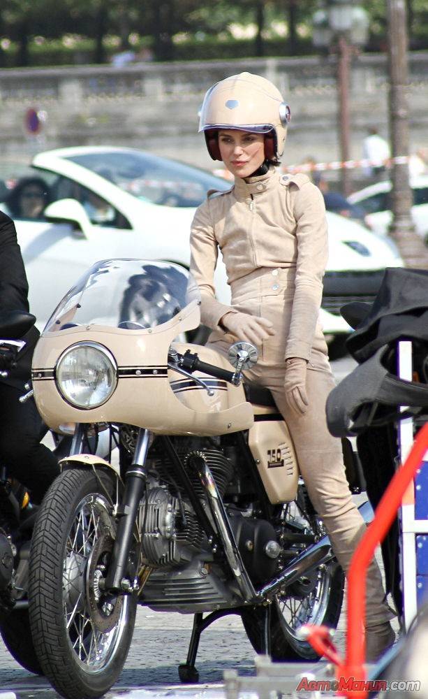 Кира Найтли, Chanel и Ducati 750 Sport [10 фото & видео] - 4