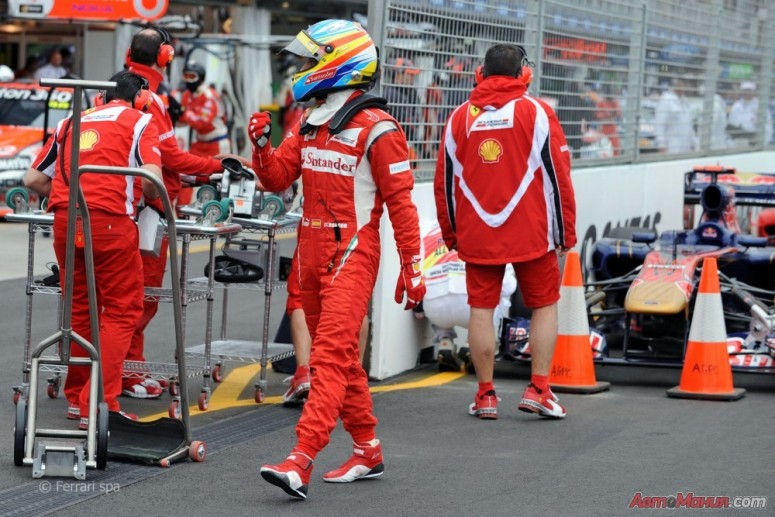 За кулисами Гран-при Австралии 2011, Формула-1: тесты, квалификация [59 фото]