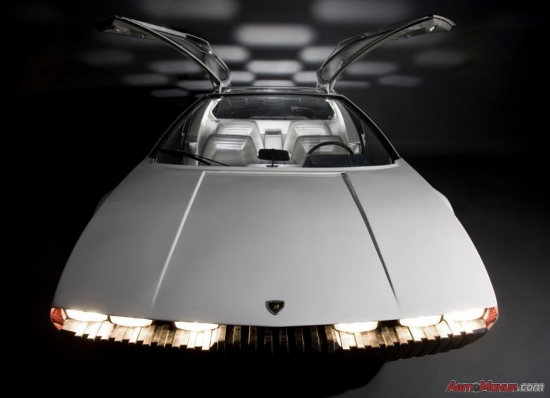 Bertone выставил редкие автомобили и концепты на аукцион [23 фото]