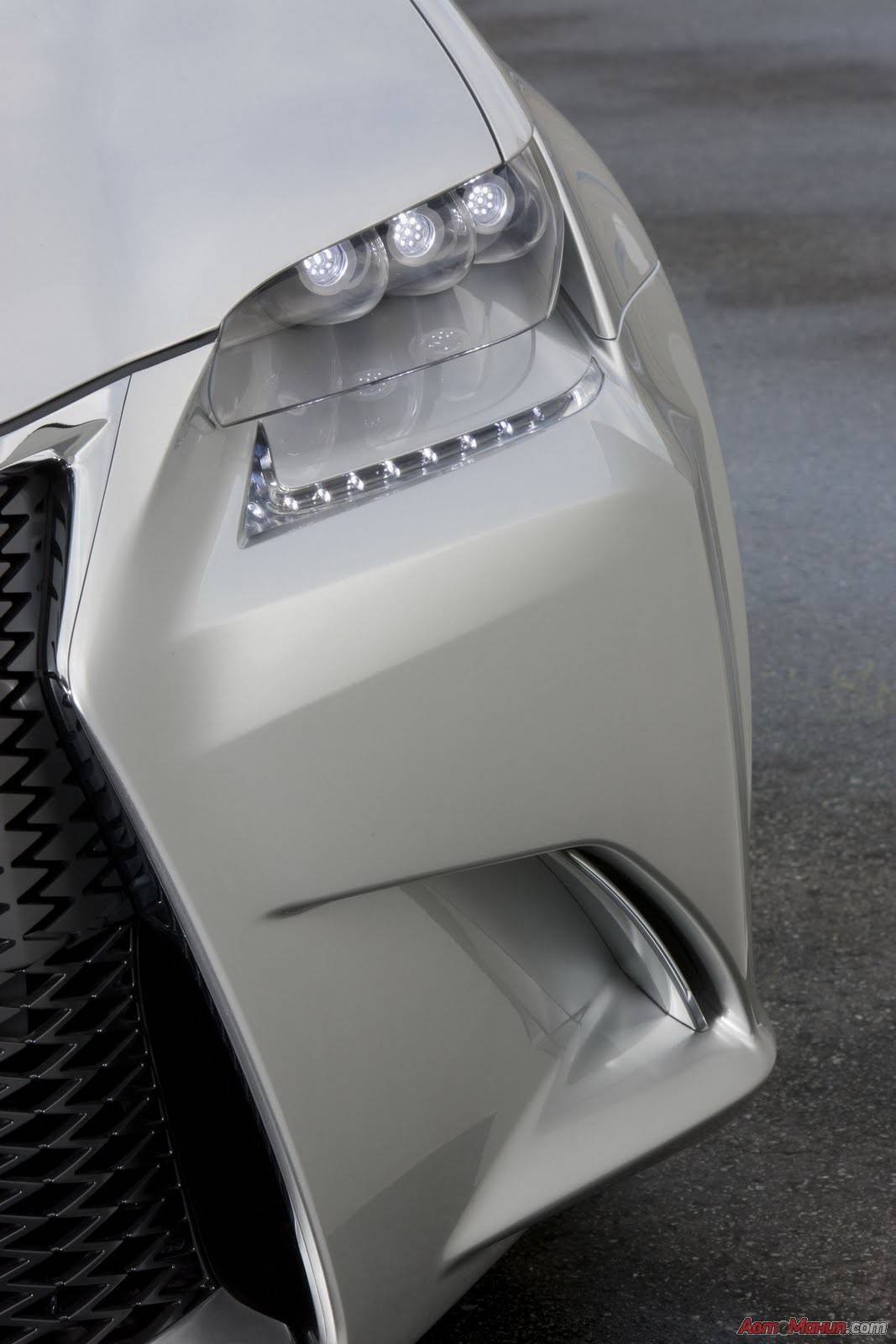 Lexus LF-Gh: концепт гибридного спортивного седана [25 фото & видео] - 14