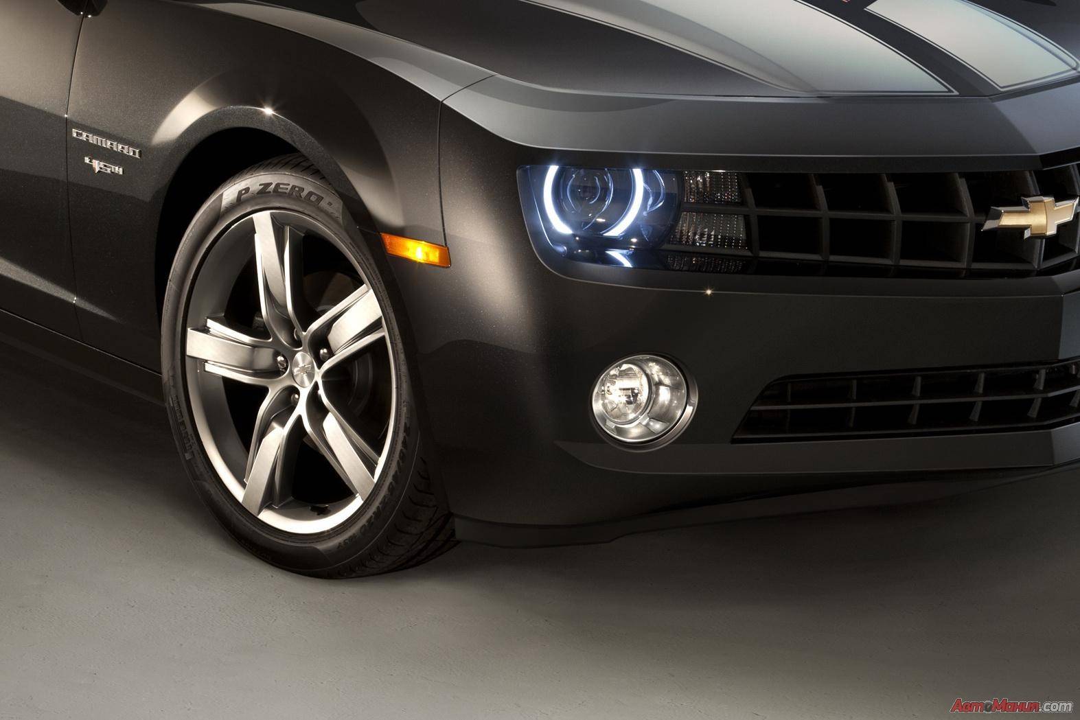 Camaro 2012 года обновляет двигатель и интерьер - 3
