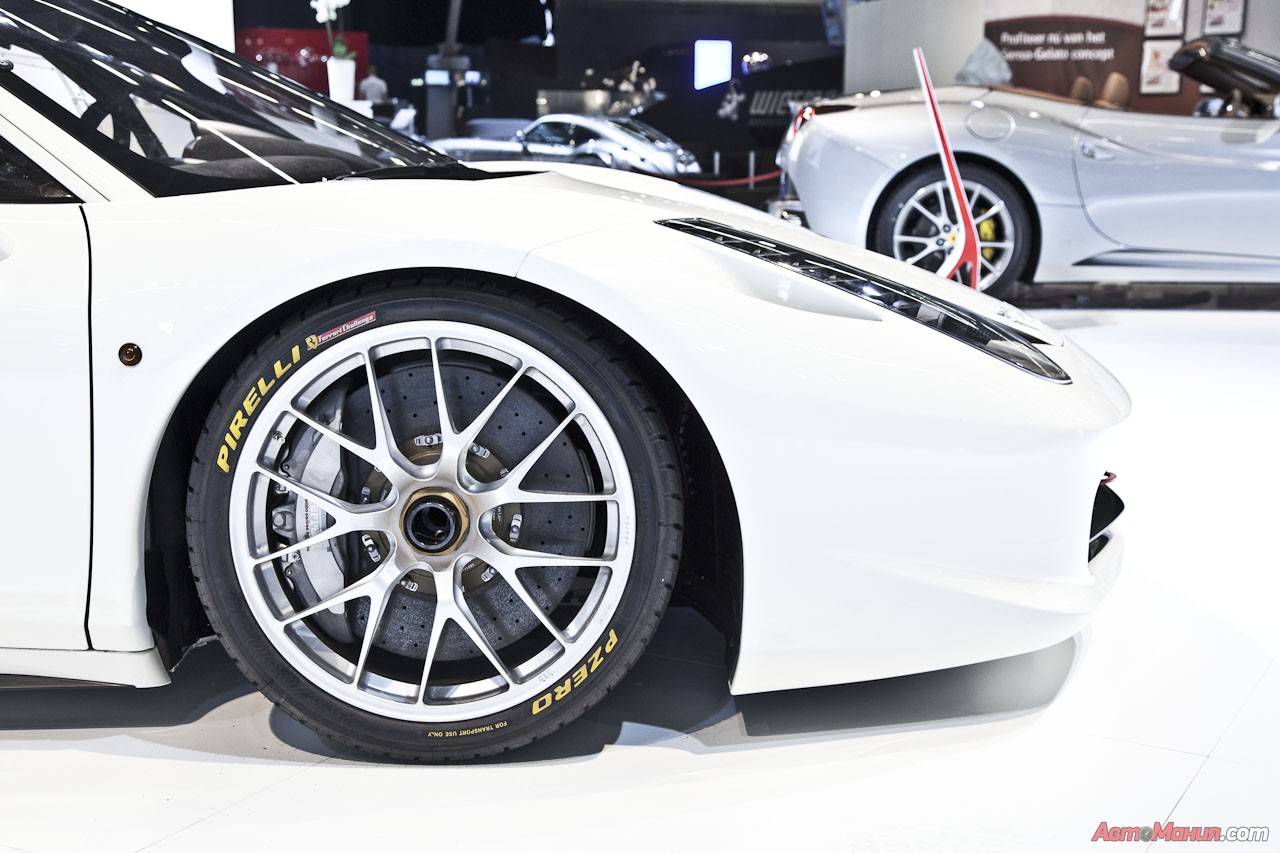 На AutoRAI привезли белую Ferrari 458 Challenge [9 фото] - 4