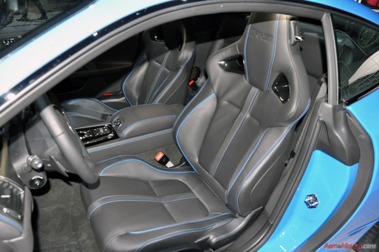 Реклама Jaguar 2011: XFR и XKR-S