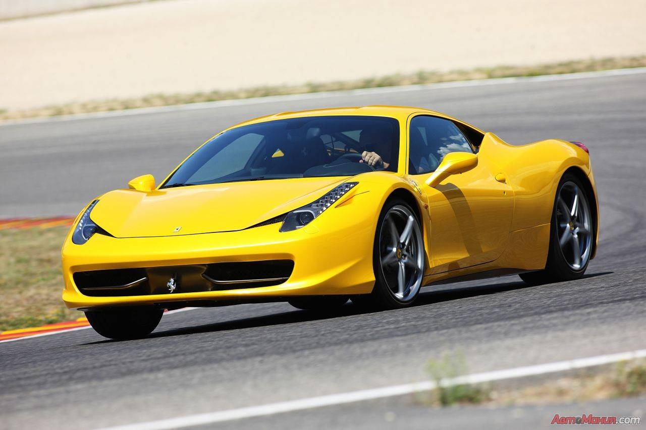 Ferrari: семилетнее обслуживание включено в цену авто - 2