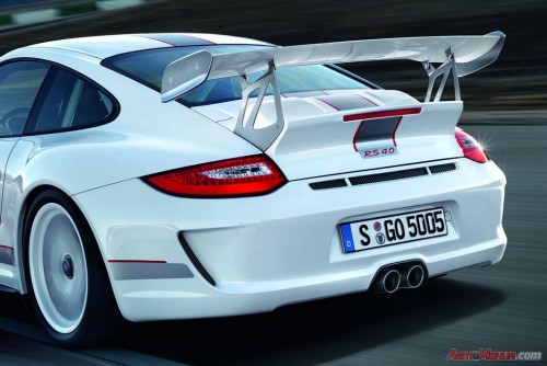 Прощальная модель Porsche 911 GT3 RS 4.0 [видео]
