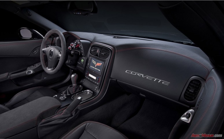 Chevrolet Corvette 2012 получил ряд доработок [фото видео]