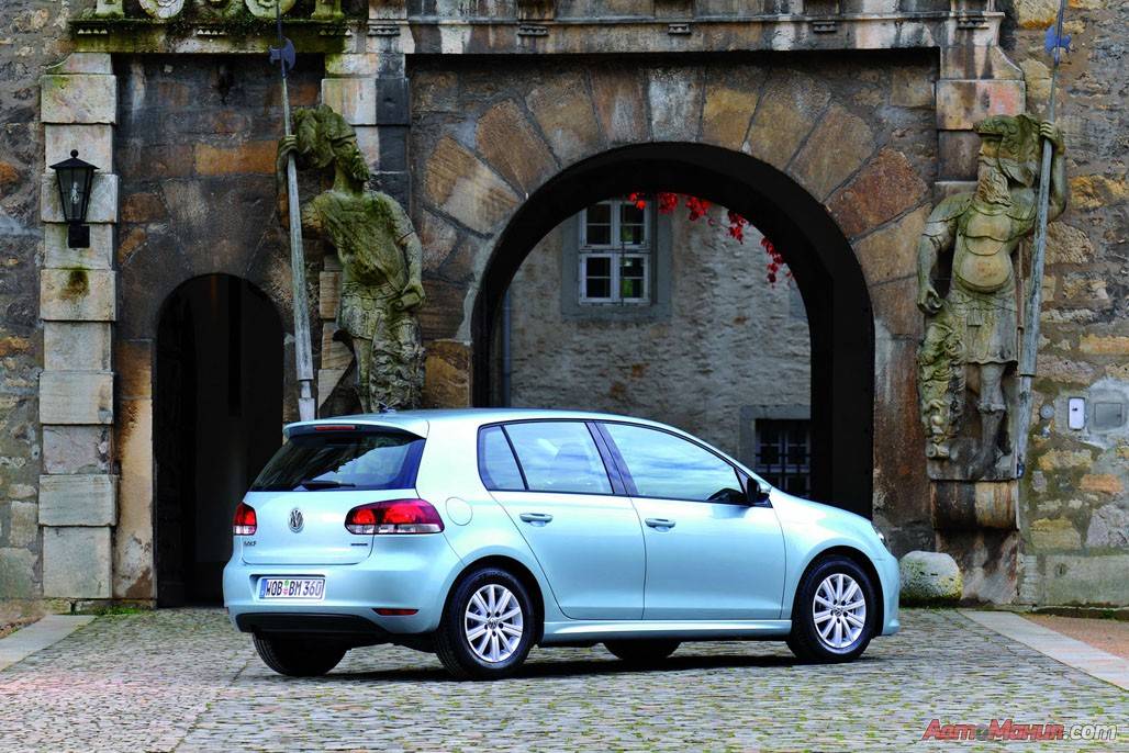 VW  отмечает 35-летие первого дизельного Golf - 5