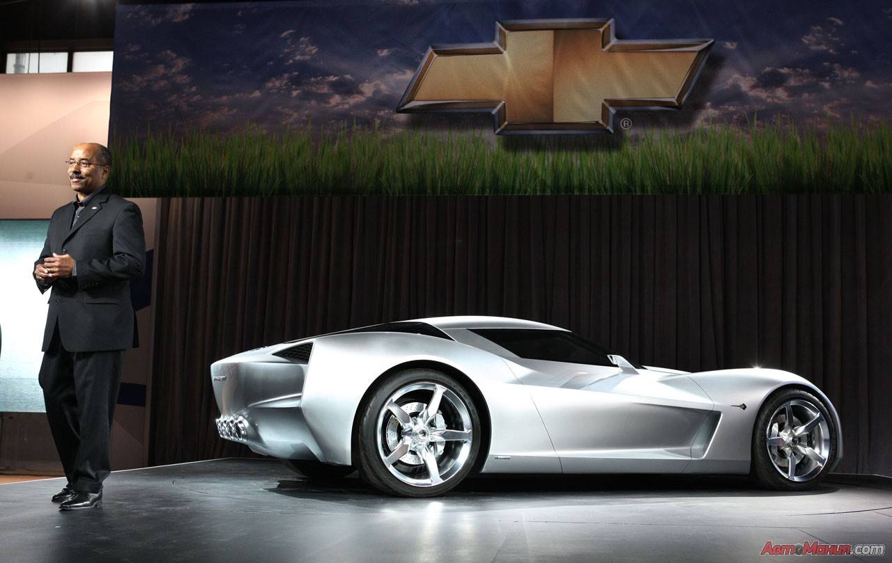 Corvette C7 получит центрально-расположенный V6 - 4