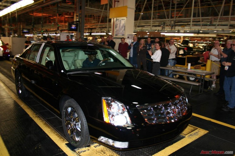 Заключительный Cadillac DTS идет в коллекцию Булгари