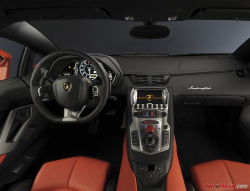 Aventador Roadster: утечка информации