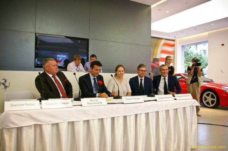 Открытие салона Ferrari в Киеве: как это было [58 фото]