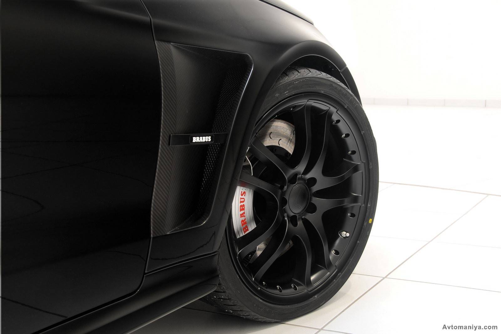 Новый Brabus 800 E V12 – самый быстрый кабриолет в мире - 11