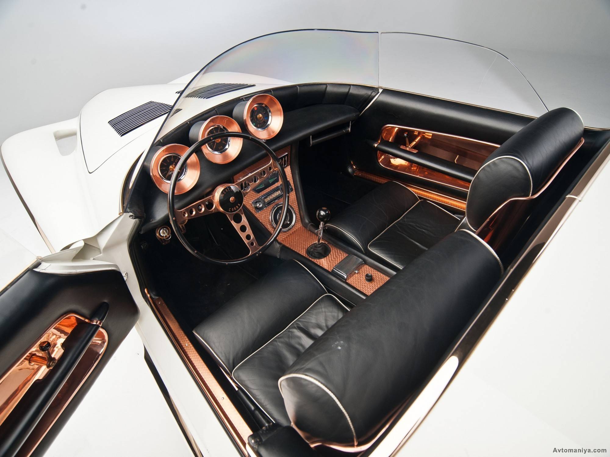 За хромомедный 1965 Mercer Cobra хотят больше миллиона долларов - 2