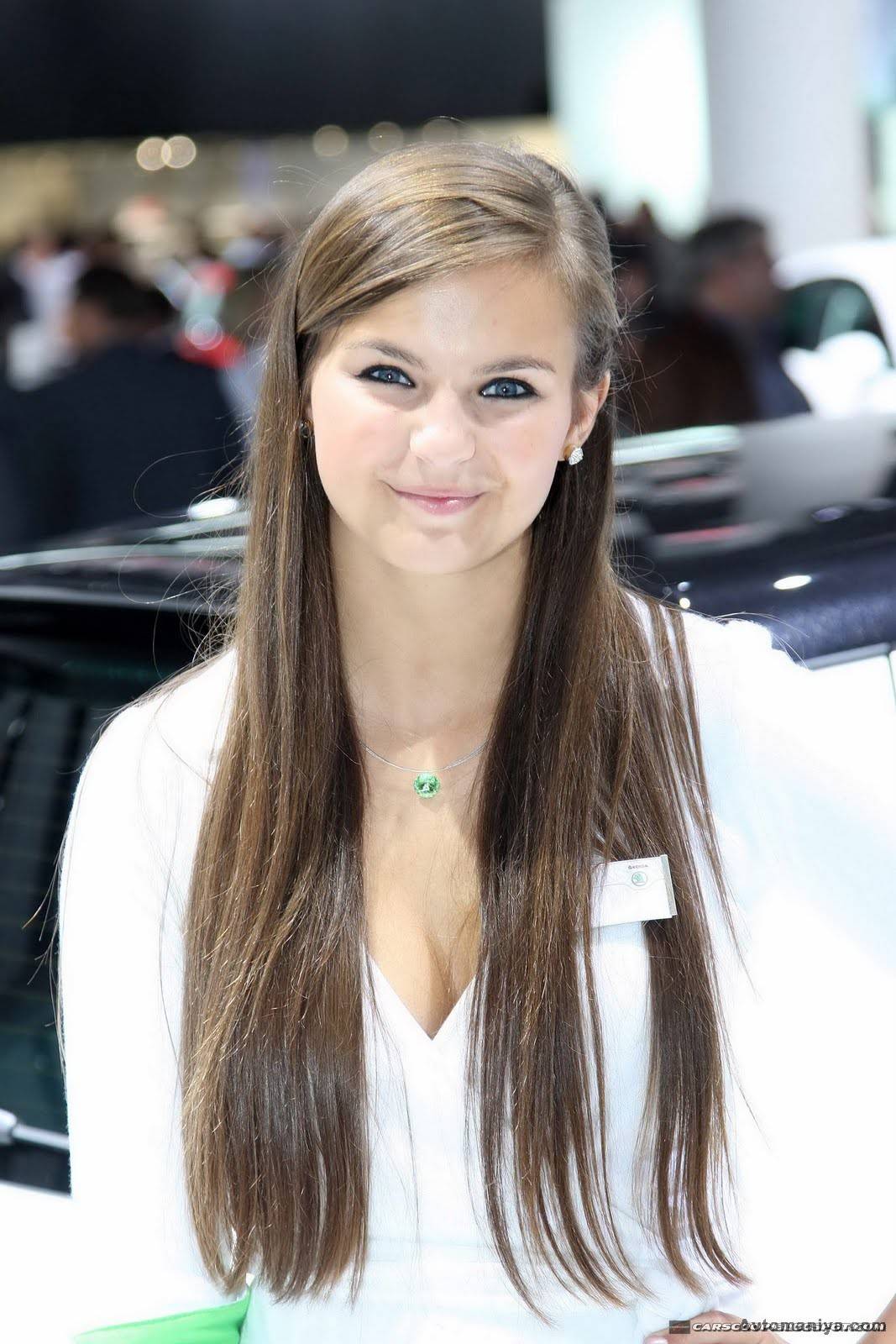 Девушки Франкфуртского автосалона [фотогалерея] - 8
