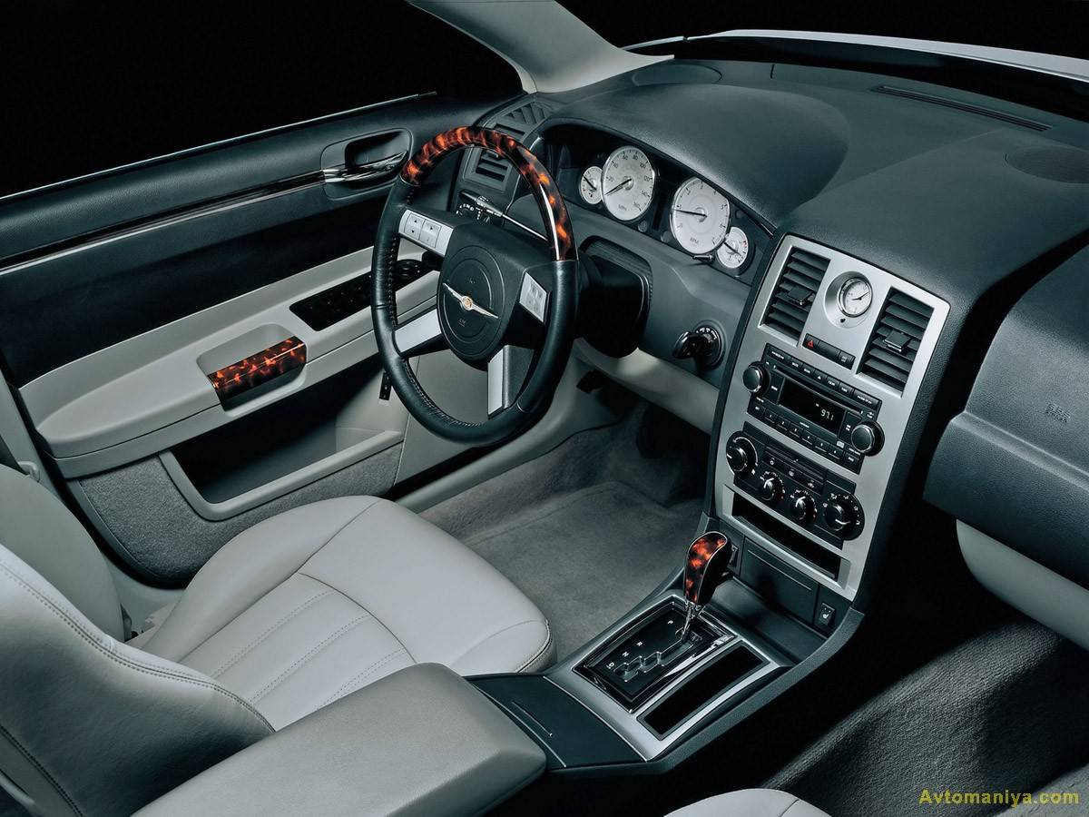 Chrysler замедляет производство из-за отсутствия ковров - 1