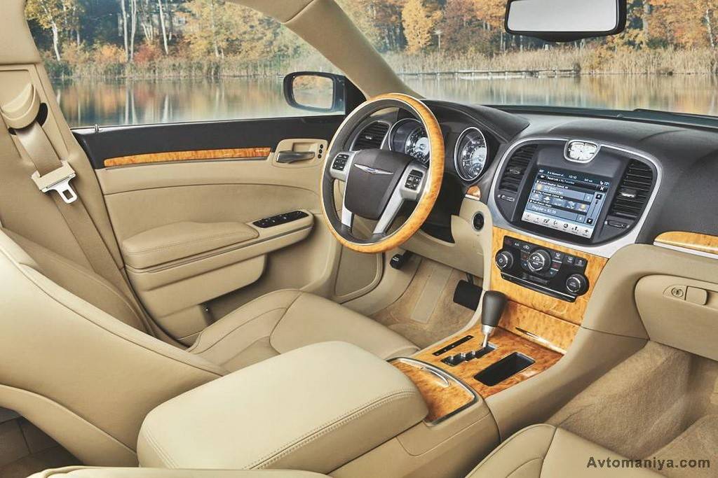 Chrysler замедляет производство из-за отсутствия ковров - 3