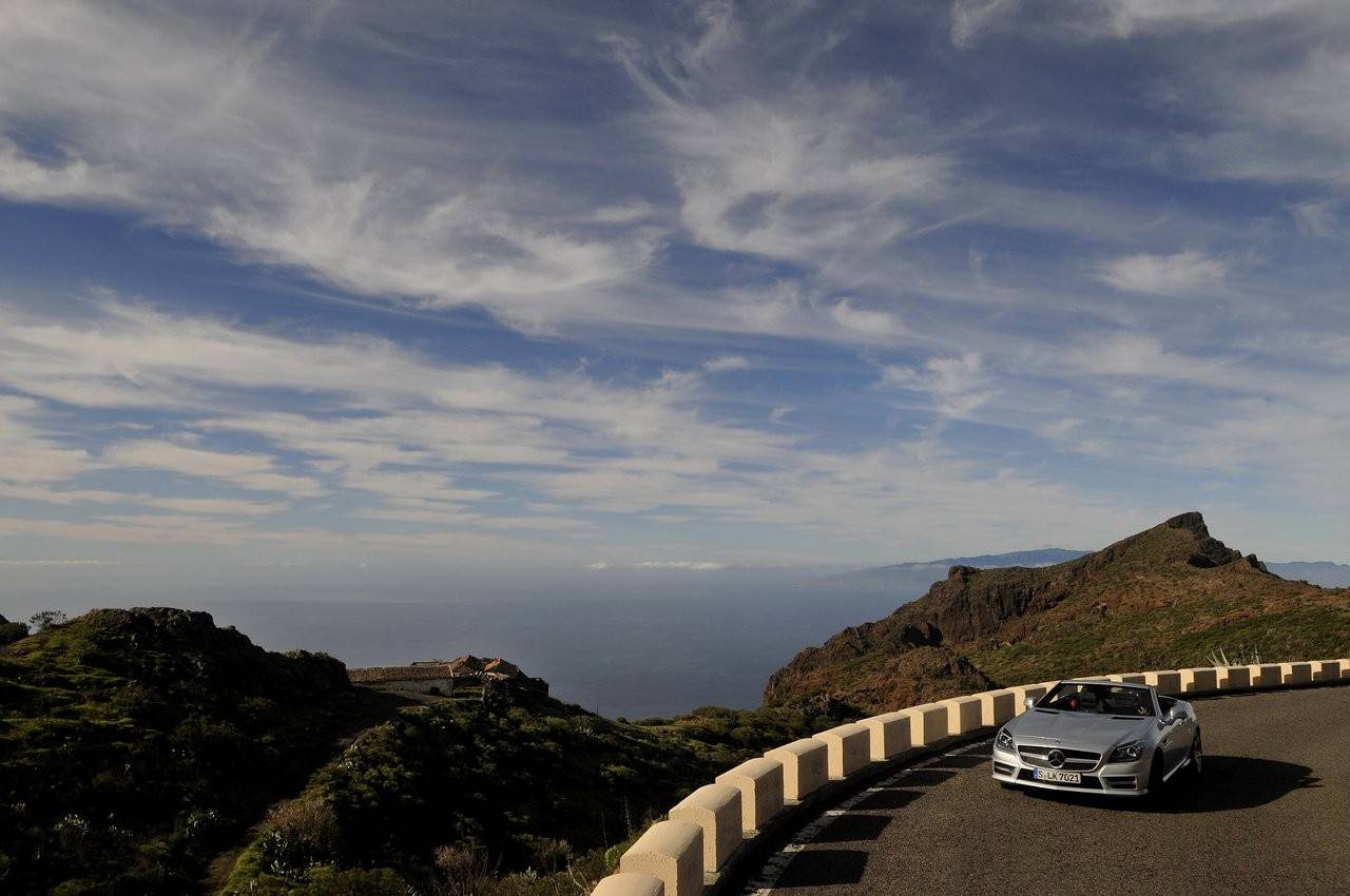 2012 Mercedes SLK: новые официальные фотографии - 13