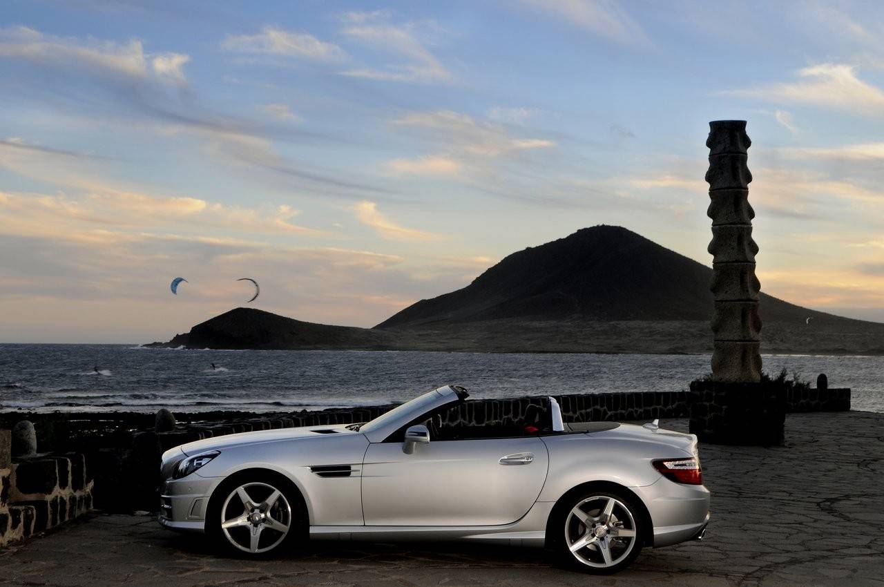 2012 Mercedes SLK: новые официальные фотографии - 17