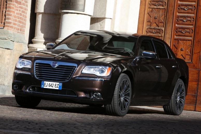 Новая Lancia Thema - это переработанный Chrysler 300 [видео]
