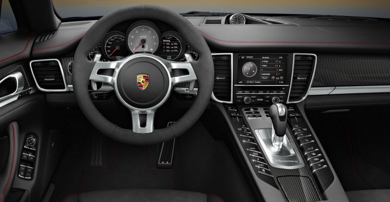 Новый Porsche Panamera GTS 2012 дебютировал на LA Auto Show