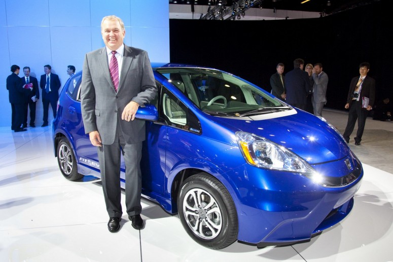 Honda подразнила американцев новым электрокаром Fit EV