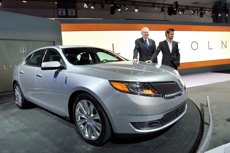 Lincoln представил новые модели: седан MKS и кроссовер MKT